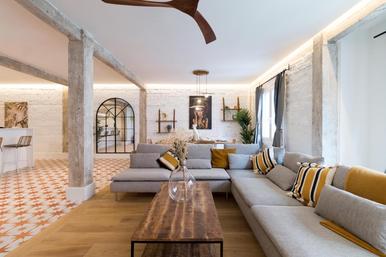 Amplio Y Moderno Apartamento Con Tarima Refrescante By Staynnapartments Билбао Екстериор снимка