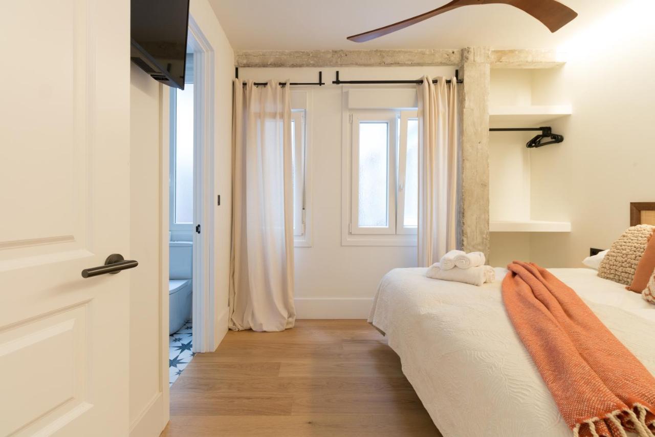 Amplio Y Moderno Apartamento Con Tarima Refrescante By Staynnapartments Билбао Екстериор снимка
