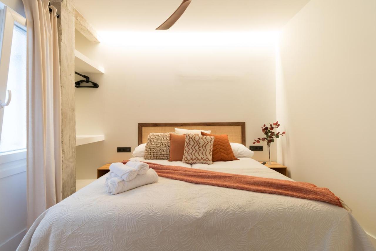 Amplio Y Moderno Apartamento Con Tarima Refrescante By Staynnapartments Билбао Екстериор снимка