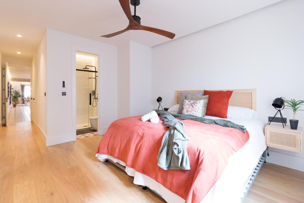 Amplio Y Moderno Apartamento Con Tarima Refrescante By Staynnapartments Билбао Екстериор снимка